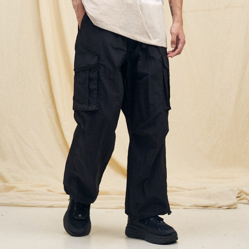 Boysnextdoor Lightweight Cargo Pants in Black